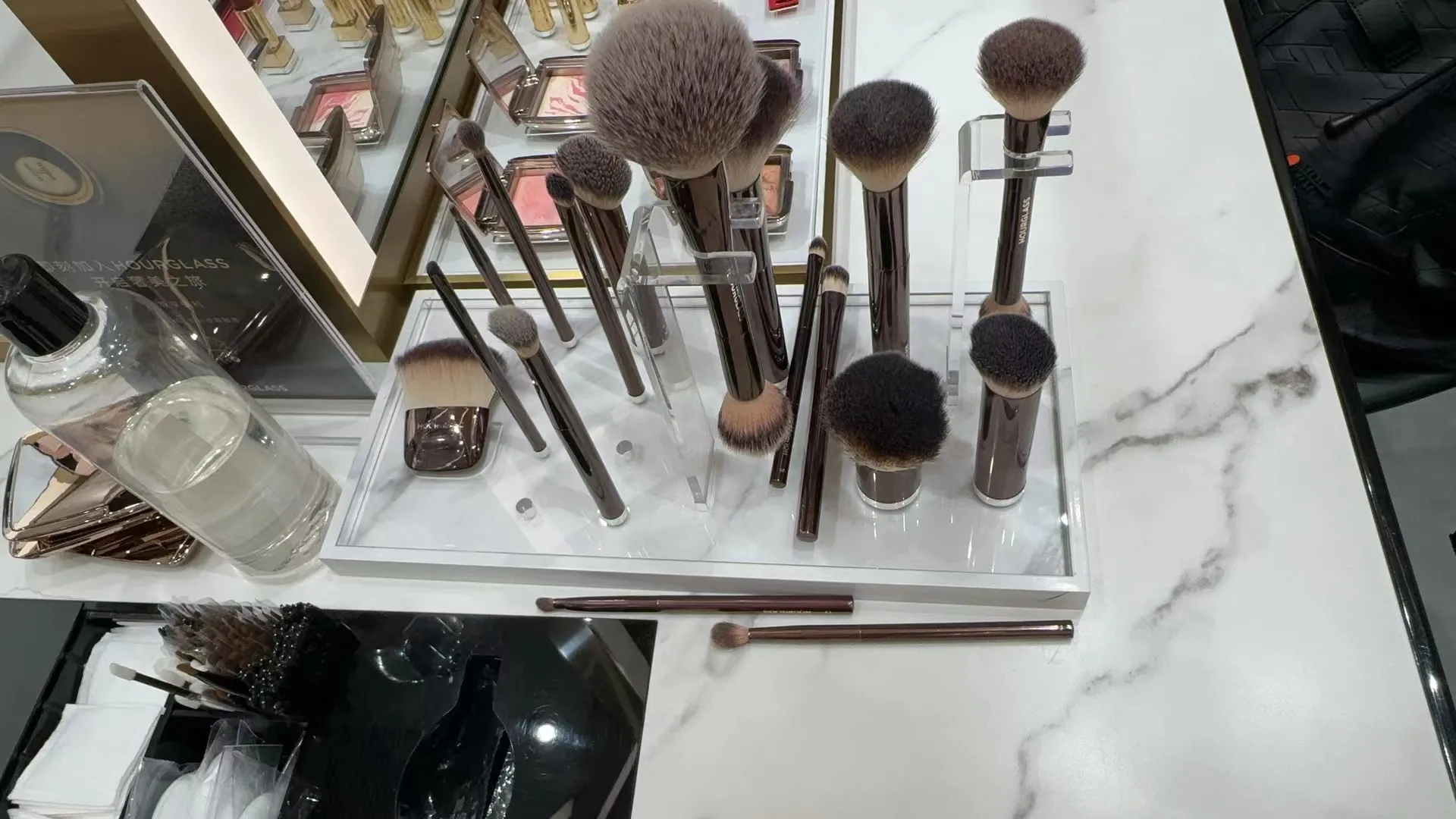 Acrylic display stand for beauty industry