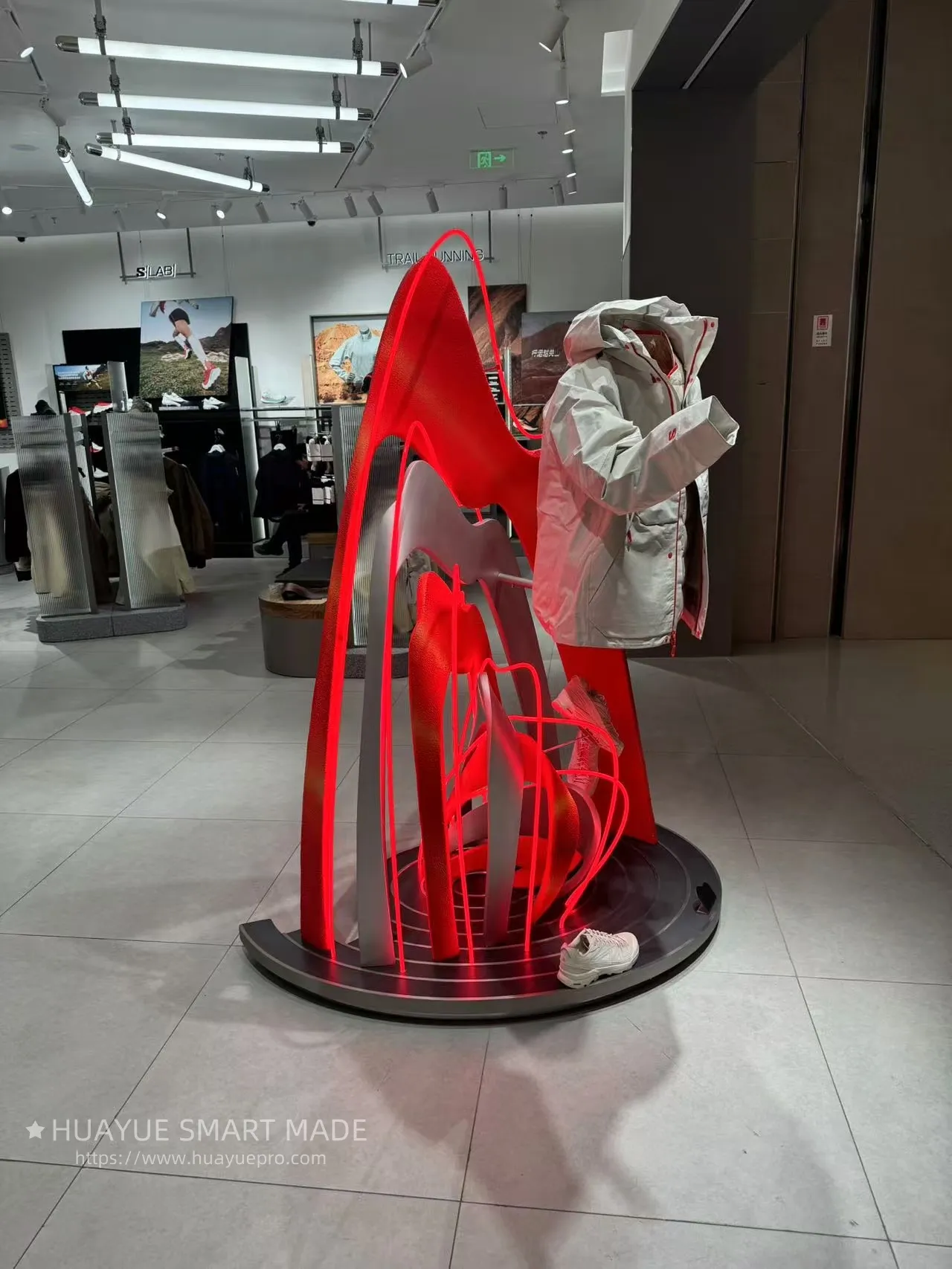 Clothing store display props